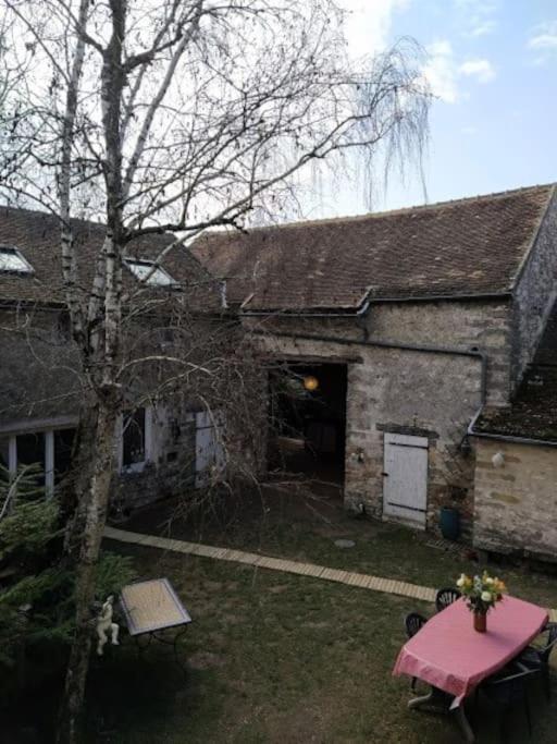 Superbe Appartement Dans Charmant Corps De Ferme Acheres-la-Foret エクステリア 写真