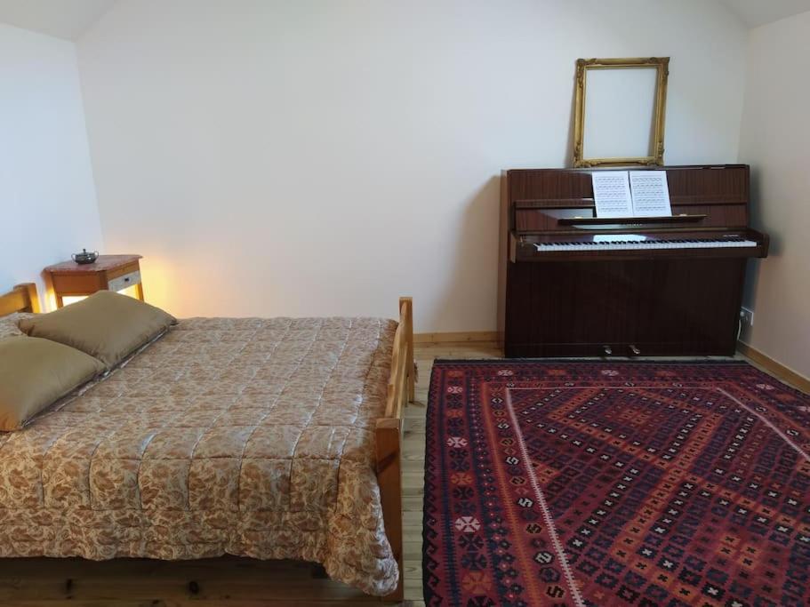 Superbe Appartement Dans Charmant Corps De Ferme Acheres-la-Foret エクステリア 写真